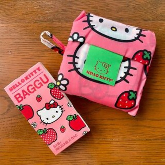 NWT Baby Baggu - Hello Kitty & Apple - Picture 6 of 6